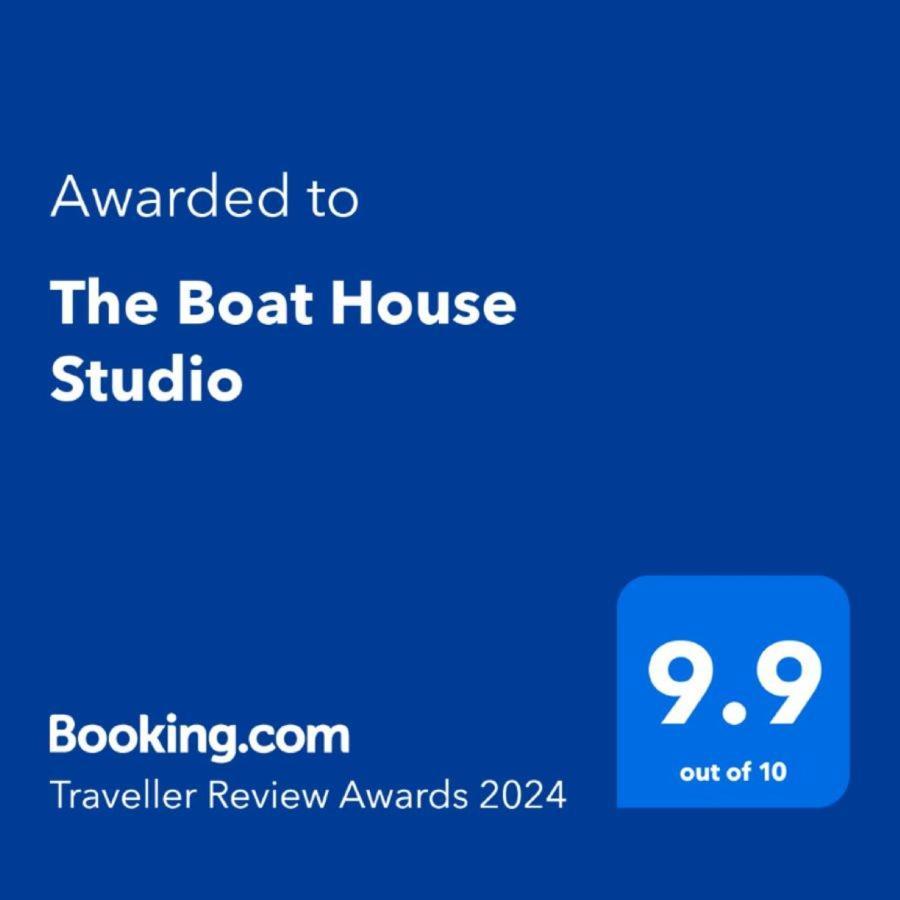 The Boat House Studio ไทรัว ภายนอก รูปภาพ